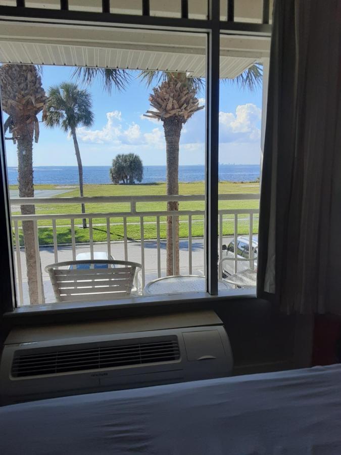Bay View, Studio206, Beach Steps Away! Pool+Wifi Ruskin Exterior foto