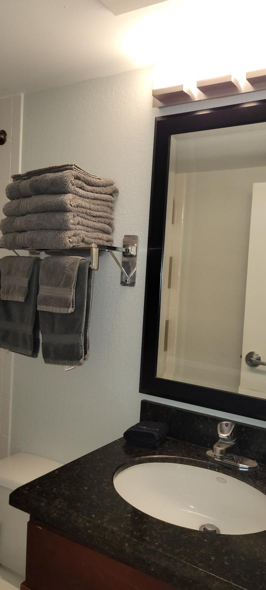 Bay View, Studio206, Beach Steps Away! Pool+Wifi Ruskin Exterior foto